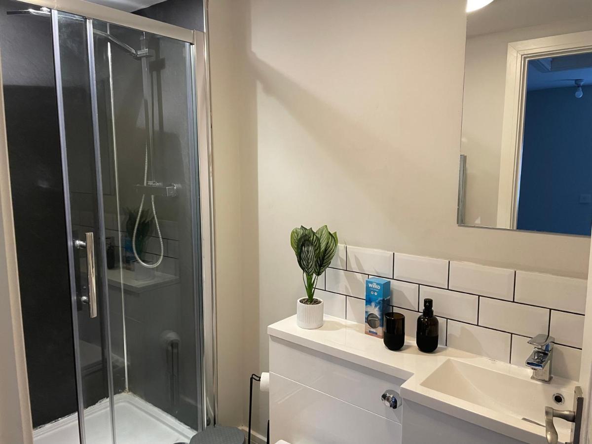 Maple House - 2 Bedroom House With Free Parking In Town By Shortstays4U Кингс-Линн Экстерьер фото